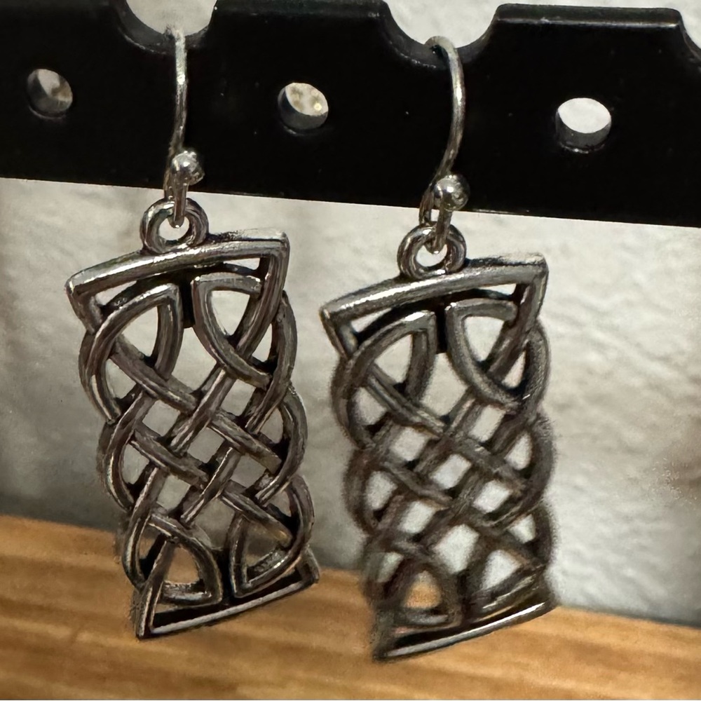 Earring Mega Bundle - Picture 5 of 13